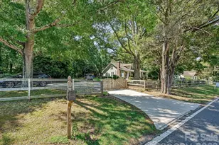 3514 Kelly Rd, Charlotte, NC 28216 - Photo 39