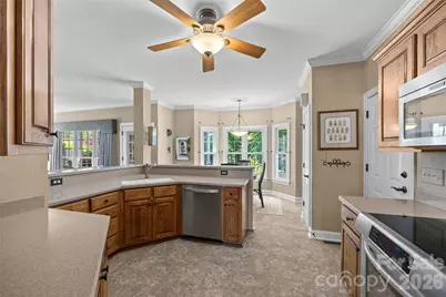 5301 Ravenglass Court, Waxhaw, NC 28173 - Photo 15