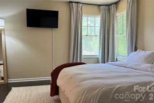 7506 Batavia Ln, Charlotte, NC 28213 - Photo 13