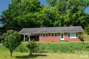 40 Double Island Rd, Burnsville, NC 28714 - Photo 3
