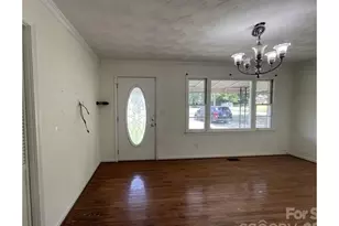 113 Lincoln Dr, Gaffney, SC 29341 - Photo 3