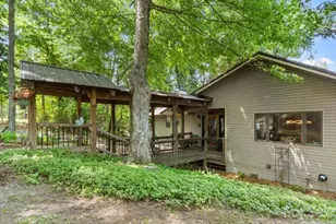 1355 Moonshine Mountain Rd, Burnsville, NC 28714 - Photo 7
