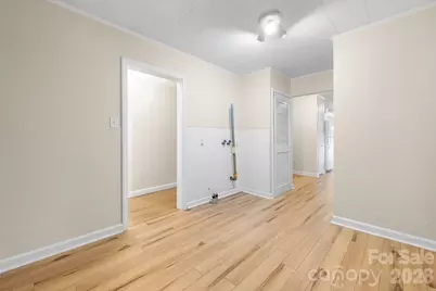 6264 US 221 Highway S, Marion, NC 28752 - Photo 15