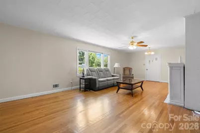 6264 US 221 Highway S, Marion, NC 28752 - Photo 9
