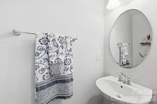 2450 Alyssa Ln, Charlotte, NC 28208 - Photo 17