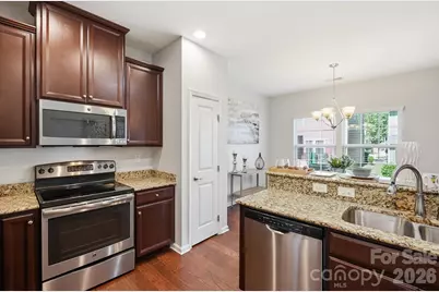2450 Alyssa Lane, Charlotte, NC 28208 - Photo 9