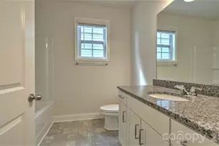 600 River Btm Rd, Fletcher, NC 28792 - Photo 33