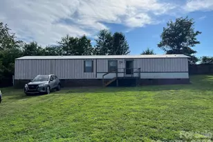 118 Country View Rd, Statesville, NC 28625 - Photo 1