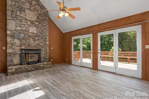 25 Little Creek Ln, Maggie Valley, NC 28751 - Photo 7