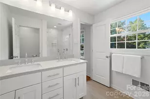 3900 Blowing Rock Way, Charlotte, NC 28210 - Photo 13