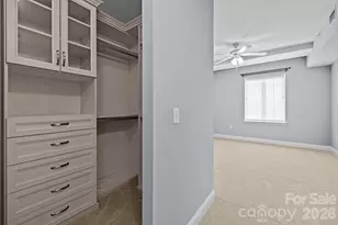 300 W 5th St, Charlotte, NC 28202 - Photo 15