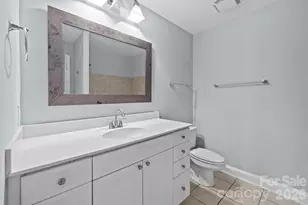 300 W 5th St, Charlotte, NC 28202 - Photo 17