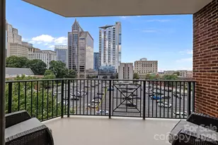 300 W 5th St, Charlotte, NC 28202 - Photo 19