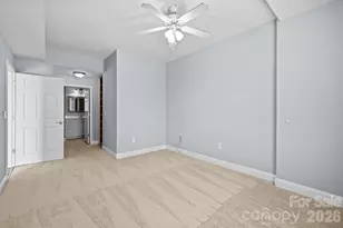 300 W 5th St, Charlotte, NC 28202 - Photo 15