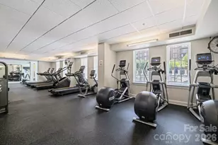 300 W 5th St, Charlotte, NC 28202 - Photo 21