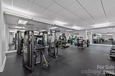 300 W 5th Street, Charlotte, NC 28202 - Photo 21