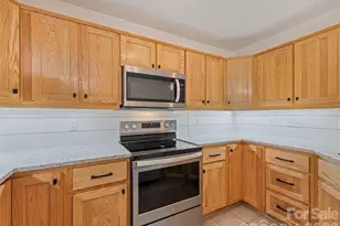 4 Leisure Wood Dr, Canton, NC 28716 - Photo 23