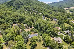 4 Leisure Wood Dr, Canton, NC 28716 - Photo 11