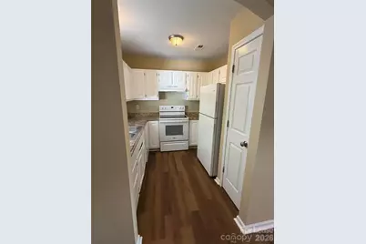 9329 Kendall Drive, Charlotte, NC 28214 - Photo 7