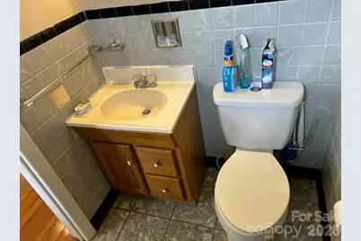1164 Leigh Circle #11, Charlotte, NC 28216 - Photo 17