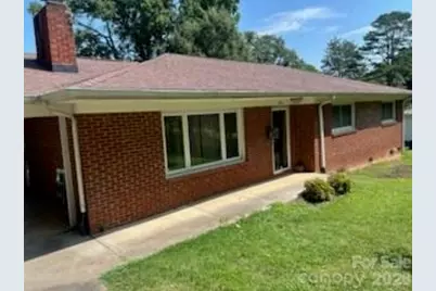 1164 Leigh Circle #11, Charlotte, NC 28216 - Photo 1