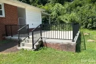 1164 Leigh Cir, Charlotte, NC 28216 - Photo 21