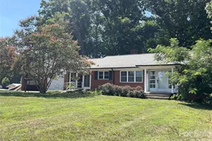1099 Amherst Rd, Morganton, NC 28655 - Photo 3