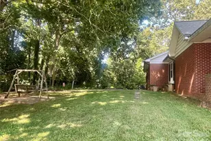 1099 Amherst Rd, Morganton, NC 28655 - Photo 7