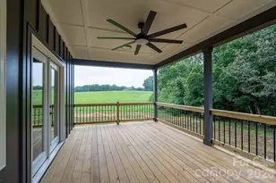 1007 Harrogate Dr, Bessemer City, NC 28016 - Photo 11