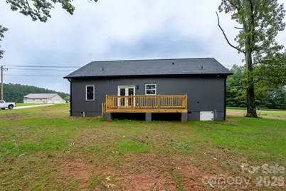 3916 E Maiden Road, Maiden, NC 28650 - Photo 11