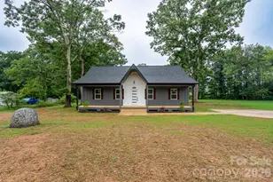 3916 E Maiden Rd, Maiden, NC 28650 - Photo 5