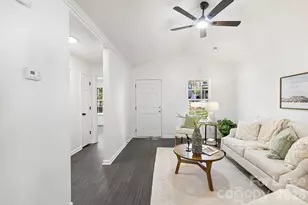 913 Tennyson Dr, Charlotte, NC 28208 - Photo 17