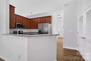 4711 Craigmoss Ln, Charlotte, NC 28278 - Photo 11