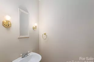 1 Willoughby Run Dr, Asheville, NC 28803 - Photo 17