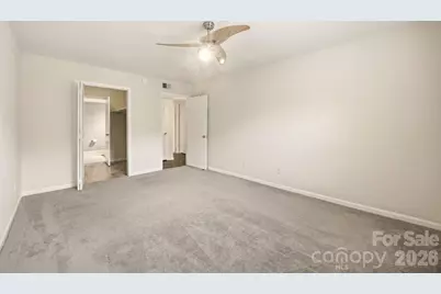 4735 Hedgemore Drive, Charlotte, NC 28209 - Photo 15