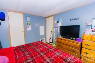 1341 Freedom Ln, Newton, NC 28658 - Photo 21