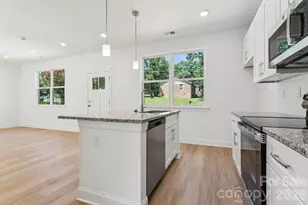 706 N 9th St, Bessemer City, NC 28016 - Photo 7