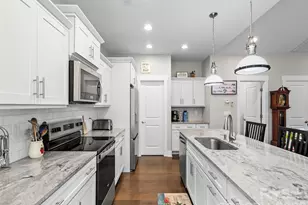 76 S Anvil Ave, Hendersonville, NC 28792 - Photo 11