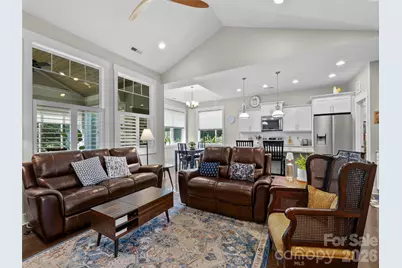 76 S Anvil Avenue, Hendersonville, NC 28792 - Photo 5