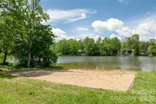32 Beechwood Lakes Dr, Hendersonville, NC 28792 - Photo 25