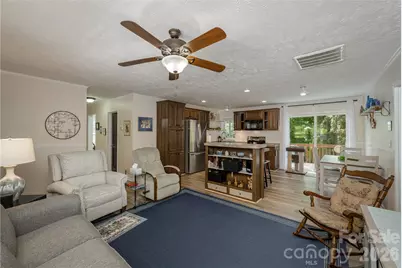 32 Beechwood Lakes Drive, Hendersonville, NC 28792 - Photo 5