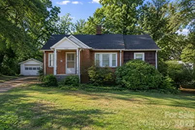 2337 W Nc 10 Highway, Newton, NC 28658 - Photo 1