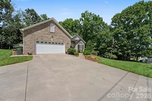 3563 Wandering Ln NE, Hickory, NC 28601 - Photo 37