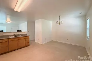 3125 Amay James Ave, Charlotte, NC 28208 - Photo 15