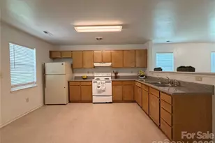 3125 Amay James Ave, Charlotte, NC 28208 - Photo 13