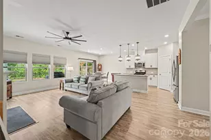 9330 Festival Wy, Charlotte, NC 28215 - Photo 5
