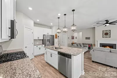 9330 Festival Way, Charlotte, NC 28215 - Photo 9