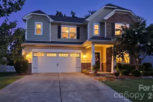 1005 Wainscott Dr, Waxhaw, NC 28173 - Photo 1