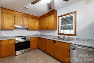 522 McDowell Dr, Chester, SC 29706 - Photo 7