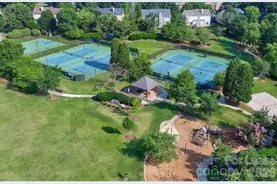 5743 Cambridge Bay Drive, Charlotte, NC 28269 - Photo 5